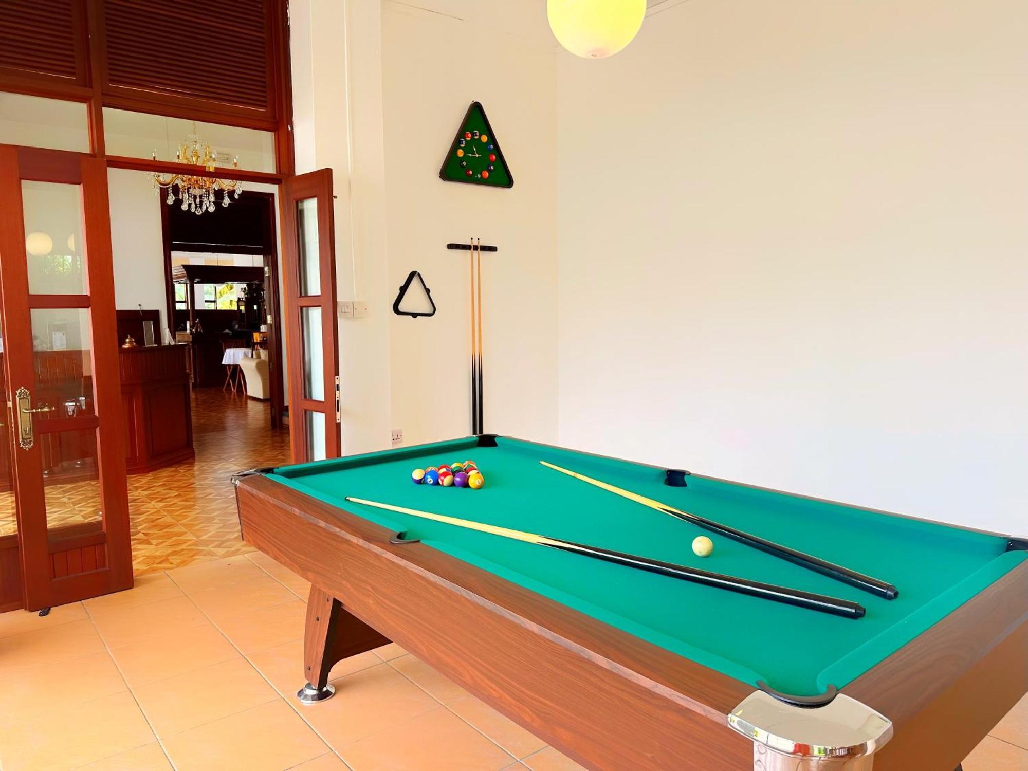 Koa Hotel Riambel Buitenkant foto
